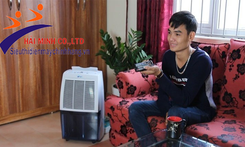 sử dụng máy hút ẩm với điều hòa